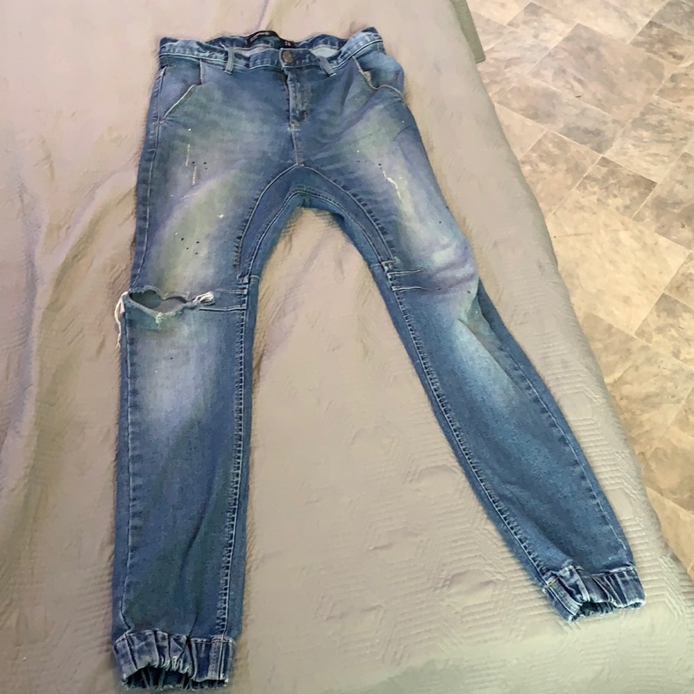 Jeans